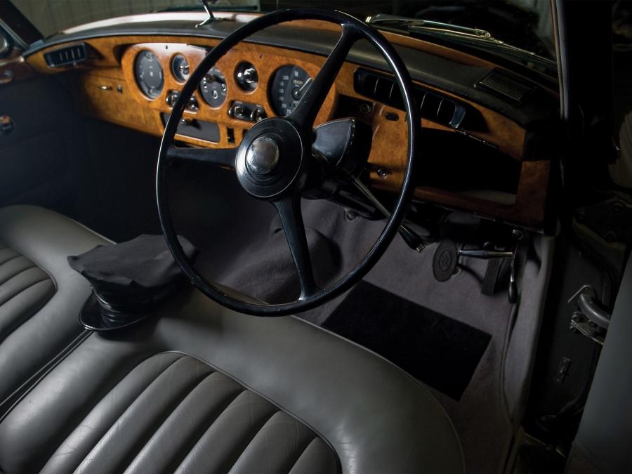  Rolls-Royce Silver Cloud III 1962 года  (фото 2 из 7)